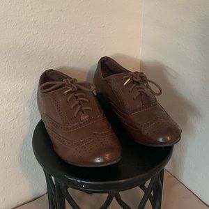 Brown Lace Up Retro Oxfords